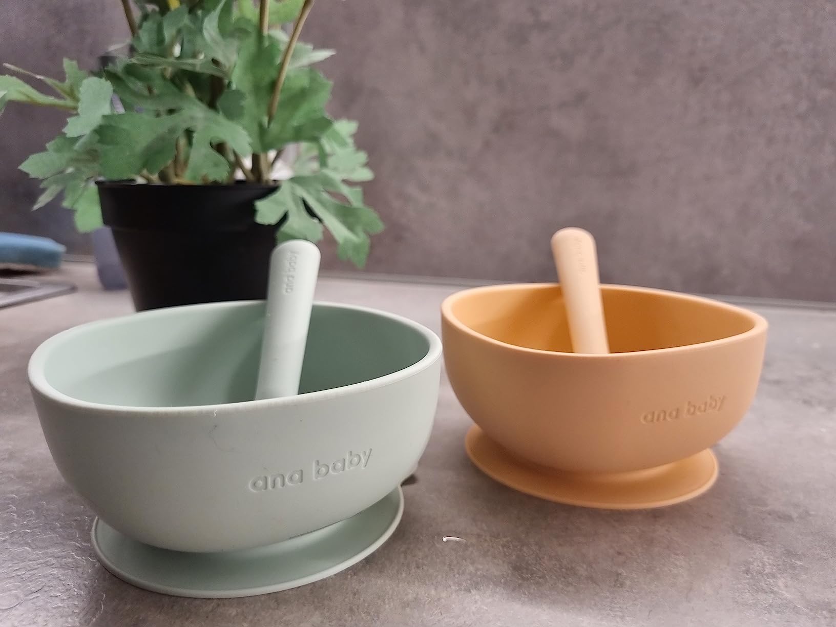 ana baby Weaning Saugnapfschüssel Silikon 2er Löffel Grün Pfirsich