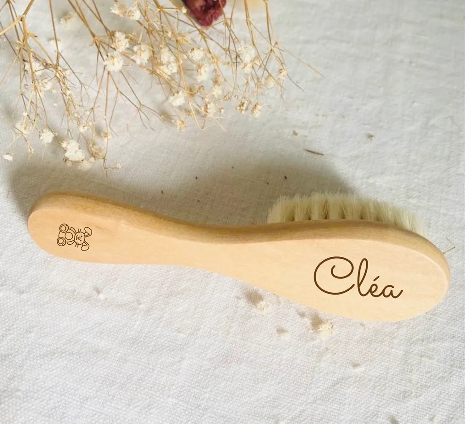 Les Petits Citrons La Chambre Haarbürste Holz 15 cm personalisiert