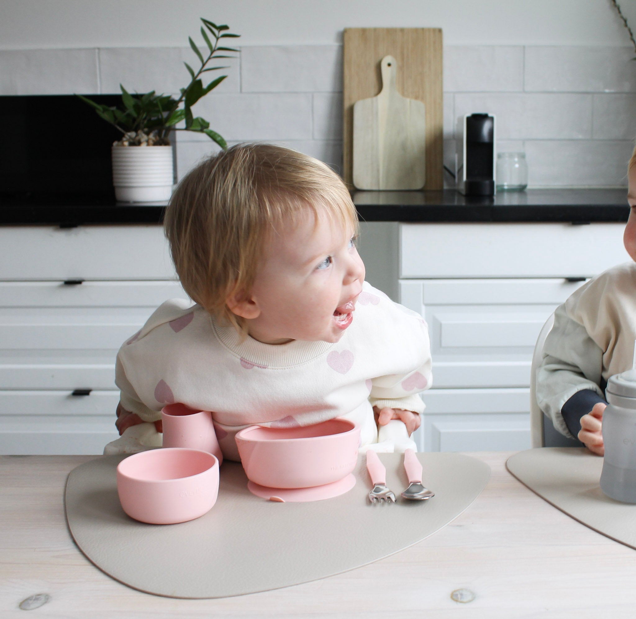 Everyday Baby Tableware Glasschale Saugnapf Deckel Rosa