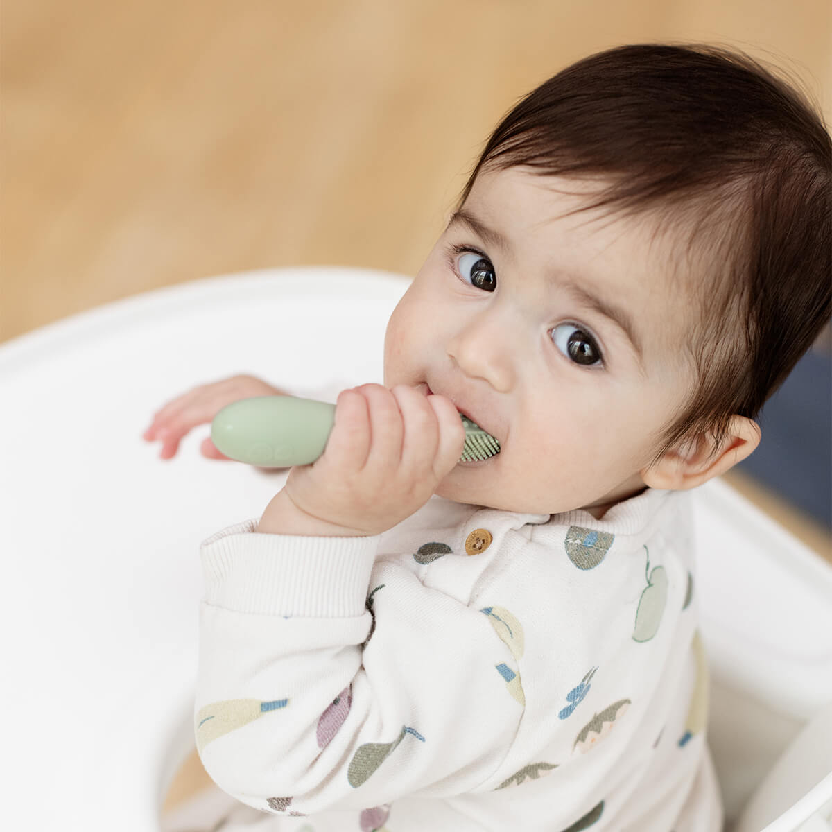 ezpz Baby-Led Zahnbürste Silikon 8er Salbei Grün