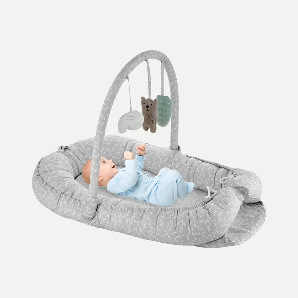 BabyJem Uyku Beistell Babykissen mit Spielzeug