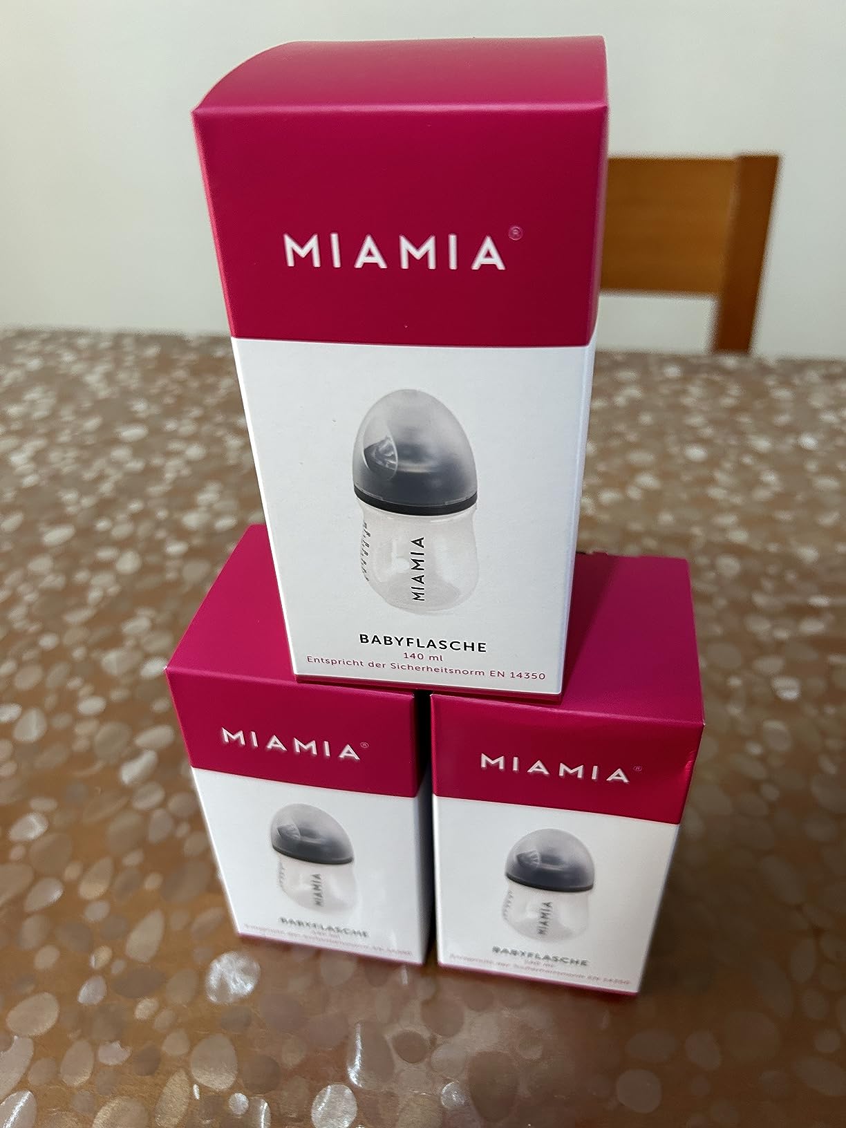 MiaMia Flaschen Sauger Babyflasche 3x140ml Grau Anti-Kolik