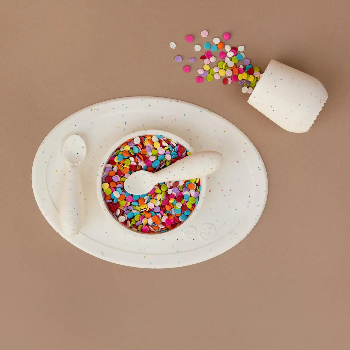 ezpz Basics First Foods Set Babygeschirr Silikon Confetti