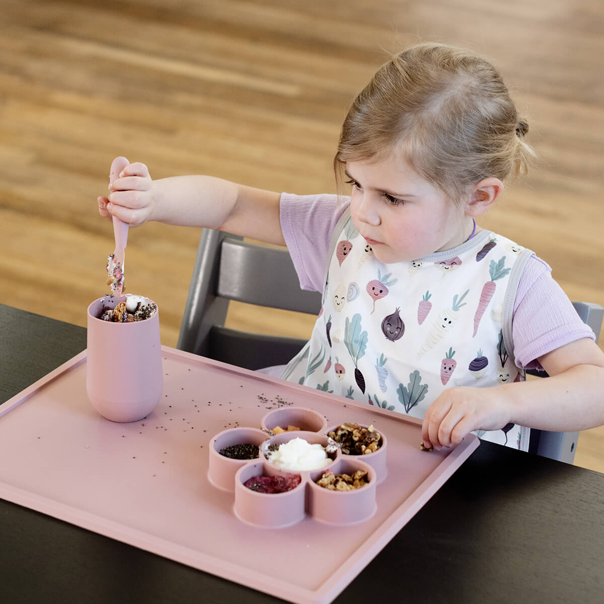 ezpz Accessories Play Mat Bastelmatte Silikon saugfest